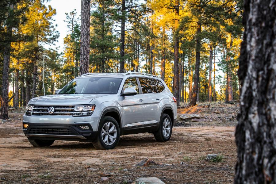  Volkswagen Atlas V6 2017 года  (фото 42 из 46)